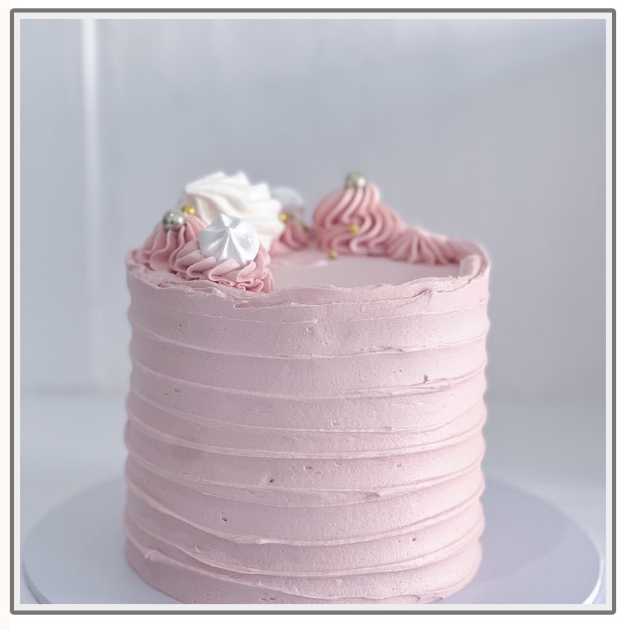 Textured finish cake