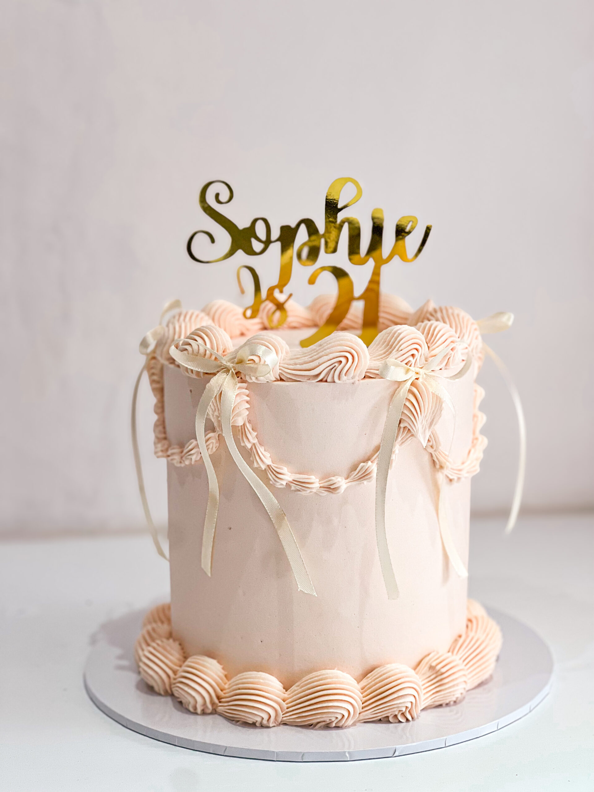 Lady Lambeth with bows